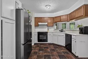 197 Baytree Dr, Jacksonville, NC 28546 - Photo 13