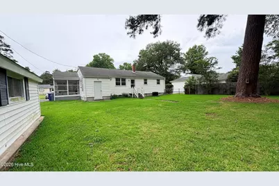 412 Seminole Trail, Jacksonville, NC 28540 - Photo 23