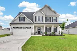 563 Appalachian Trl N, Jacksonville, NC 28546 - Photo 1