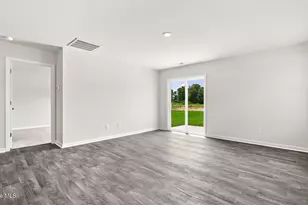 2109 Montalvan Dr, Greenville, NC 27834 - Photo 9