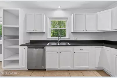 10101 S Olde Towne Wynd, Leland, NC 28451 - Photo 13