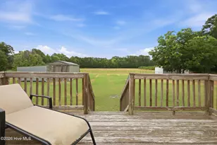 551 Eagles Nest Rd, Grimesland, NC 27837 - Photo 9
