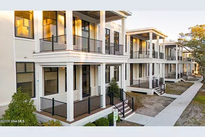 805 Mulberry Street #Unit 211, Beaufort, NC 28516 - Photo 1