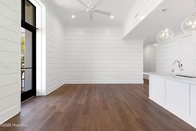 805 Mulberry Street #Unit 211, Beaufort, NC 28516 - Photo 7