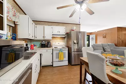 500 Maple Lane, Morehead City, NC 28557 - Photo 9