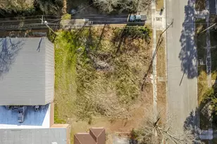 308 Everett St, Laurinburg, NC 28352 - Photo 1