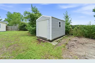 130 Tanglewood Drive, Jacksonville, NC 28540 - Photo 7