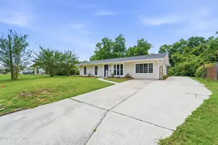 130 Tanglewood Dr, Jacksonville, NC 28540 - Photo 29