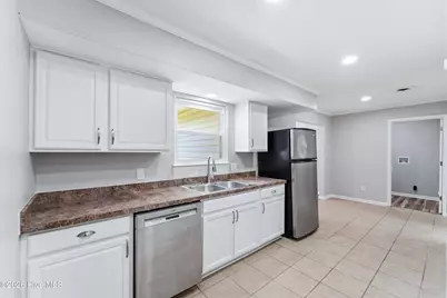 130 Tanglewood Drive, Jacksonville, NC 28540 - Photo 27