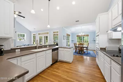 1013 Barkentine Drive, New Bern, NC 28560 - Photo 35
