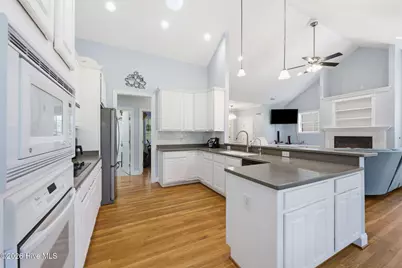 1013 Barkentine Drive, New Bern, NC 28560 - Photo 23