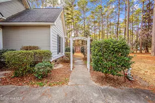 28900-2 Deercroft Dr, Wagram, NC 28396 - Photo 3