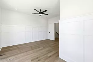502 N Carolina Ave, Carolina Beach, NC 28428 - Photo 21