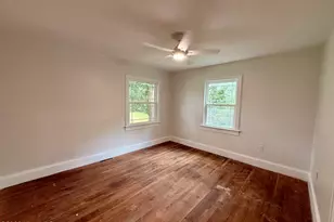 301 W Harper St, Snow Hill, NC 28580 - Photo 7
