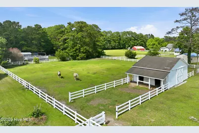 626 W Firetower Road, Swansboro, NC 28584 - Photo 7