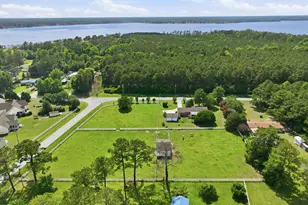 626 W Firetower Rd, Swansboro, NC 28584 - Photo 45