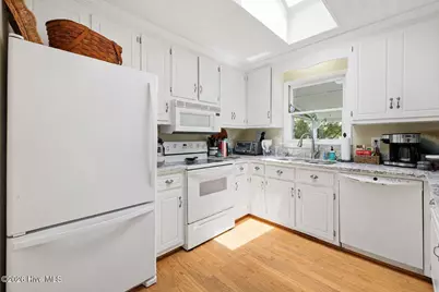626 W Firetower Road, Swansboro, NC 28584 - Photo 15
