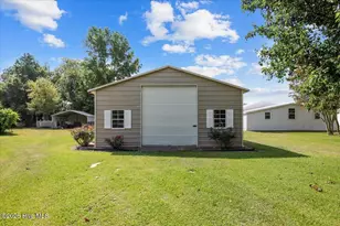 2029 W Nc 403 Hwy, Faison, NC 28341 - Photo 15
