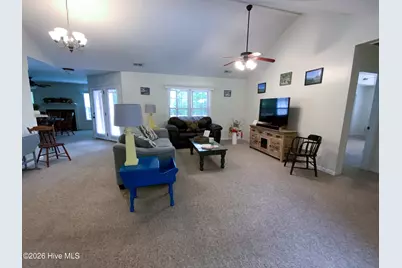 1005 Greenway Drive, Jacksonville, NC 28546 - Photo 7