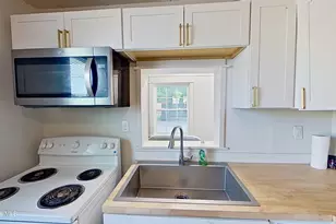 1206 Dawson St, Wilmington, NC 28401 - Photo 7