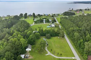 225 Godfrey Blvd, Havelock, NC 28532 - Photo 3
