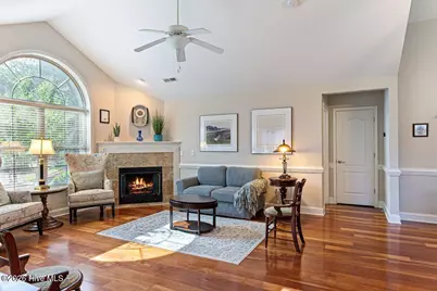 103 W Chelsea Court, Southern Pines, NC 28387 - Photo 3