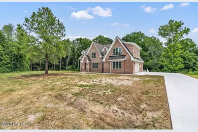 2038 Autumn Drive, Kinston, NC 28501 - Photo 5