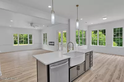2038 Autumn Drive, Kinston, NC 28501 - Photo 31