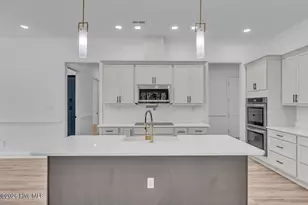2038 Autumn Dr, Kinston, NC 28501 - Photo 25