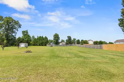 108 River Bluff Drive, Jacksonville, NC 28540 - Photo 39