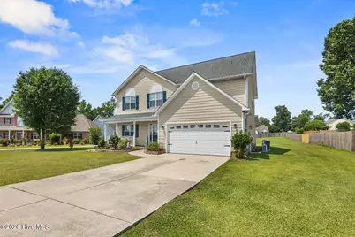 108 River Bluff Drive, Jacksonville, NC 28540 - Photo 3