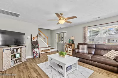 108 River Bluff Drive, Jacksonville, NC 28540 - Photo 7