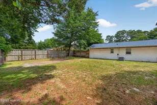 18 Hampton Dr, Castle Hayne, NC 28429 - Photo 25