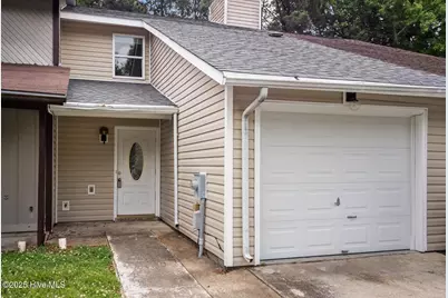 24 S Onsville Place, Jacksonville, NC 28546 - Photo 1