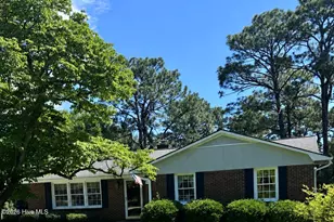 402 Stacy Ave, Hamlet, NC 28345 - Photo 3