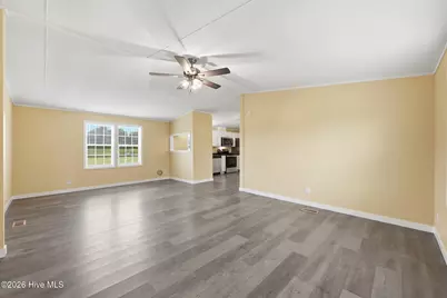 405 Lynchfield Drive, New Bern, NC 28560 - Photo 5