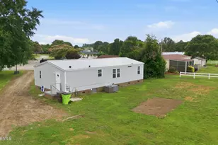 405 Lynchfield Dr, New Bern, NC 28560 - Photo 27