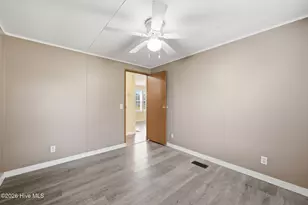 405 Lynchfield Dr, New Bern, NC 28560 - Photo 15