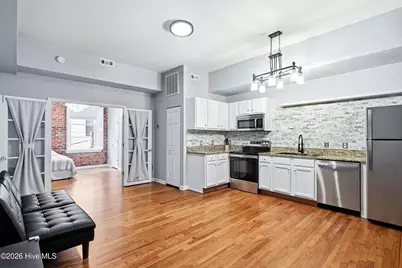 304 N Front Street #Apt E, Wilmington, NC 28401 - Photo 17
