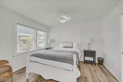 715 Carolina Beach Avenue N, Carolina Beach, NC 28428 - Photo 17