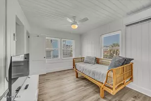 715 Carolina Beach Ave N, Carolina Beach, NC 28428 - Photo 41