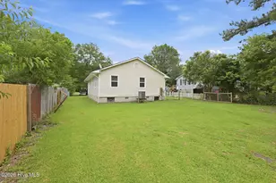 913 Fort Totten Dr, New Bern, NC 28560 - Photo 33