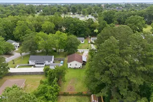 913 Fort Totten Dr, New Bern, NC 28560 - Photo 13