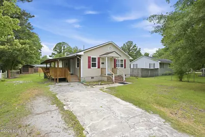 913 Fort Totten Drive, New Bern, NC 28560 - Photo 3