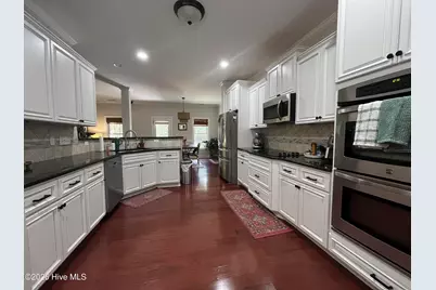 1 Laurel Valley Court, Southern Pines, NC 28387 - Photo 5