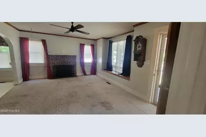 329 E 11th Street, Washington, NC 27889 - Photo 11