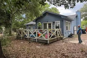 102 NW 20th St, Oak Island, NC 28465 - Photo 3