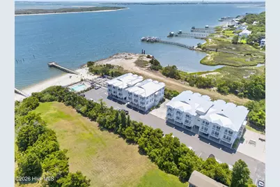 702 E Moore Street # 207, Southport, NC 28461 - Photo 31