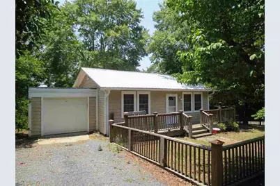 305 Summit Street, Aberdeen, NC 28315 - Photo 11