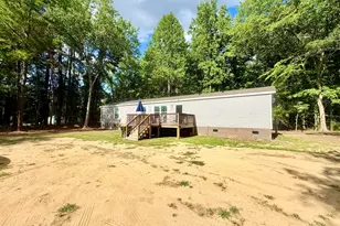 939 Galloway Rd, Grimesland, NC 27837 - Photo 3